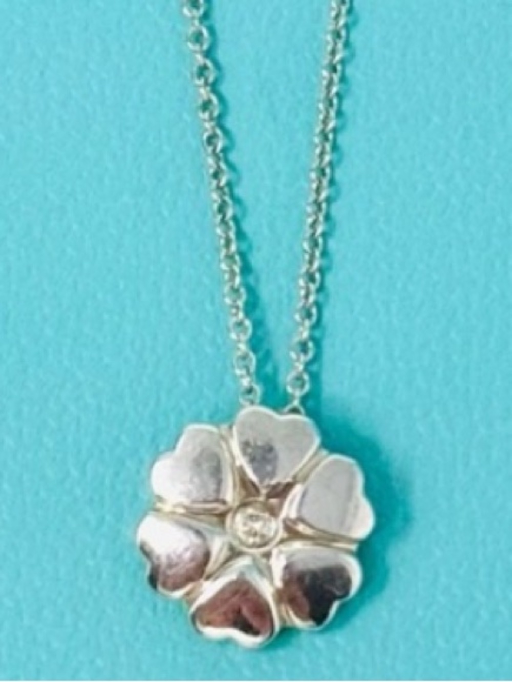 Authentic Tiffany & Co. Paloma Picasso Crown Of Hearts Diamond Pendant Necklace.